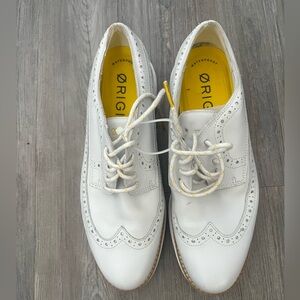 Cole Haan White Oxford Women’s Golf Shoes in size 8B